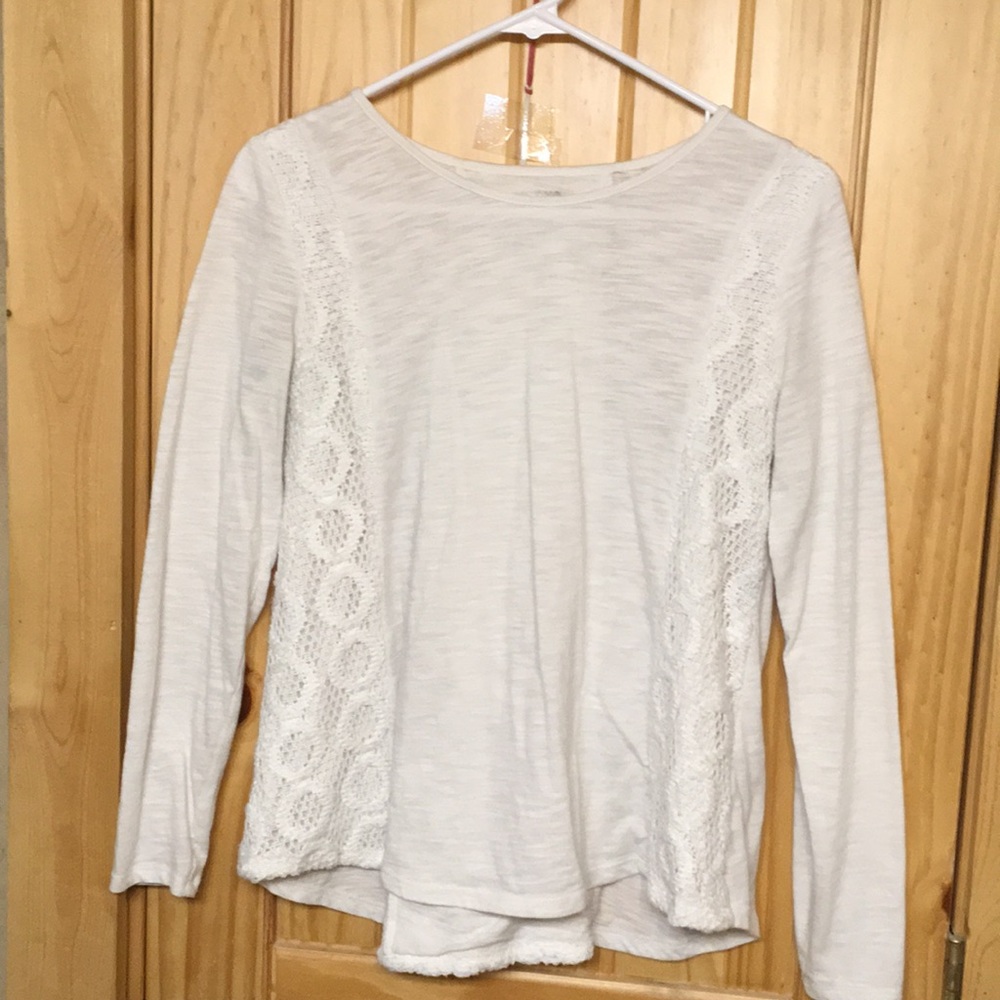 White long sleeve shirt
